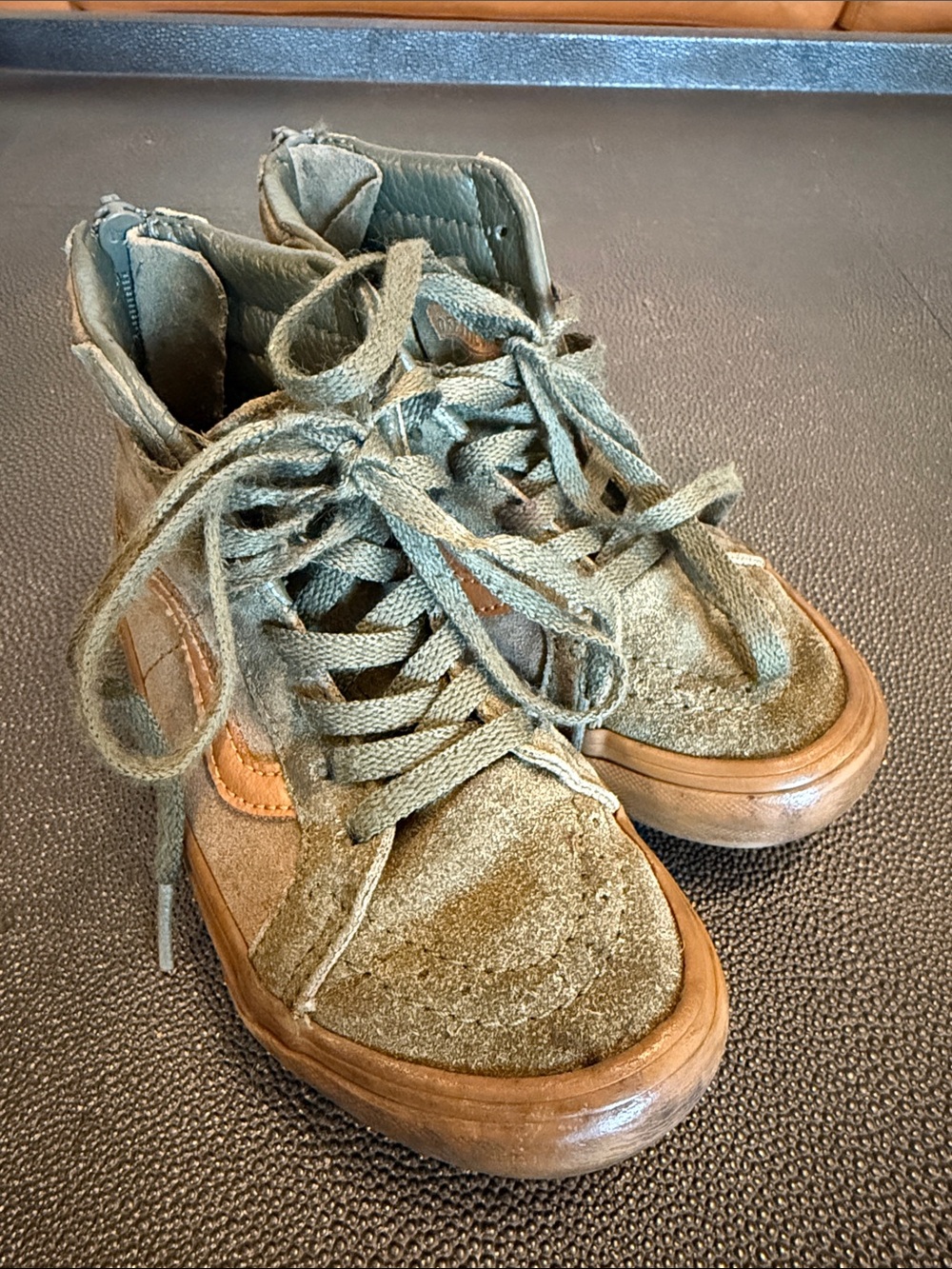 Vans Olive Green Gum Suede High-Top Sneakers size 11